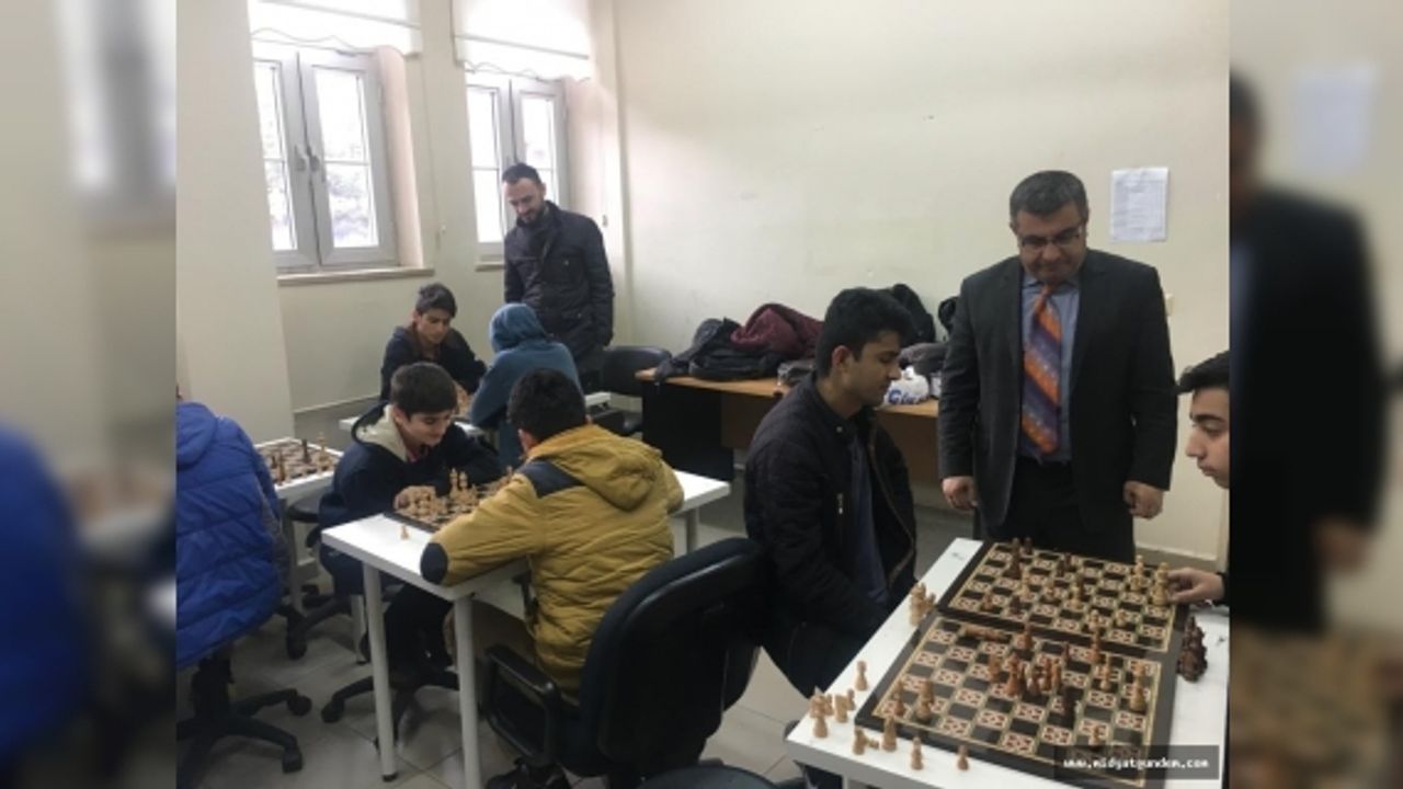 Bu Yıl 13. Ödüllü Faysal Durmaz Satranç Turnuvası Düzenlenecek