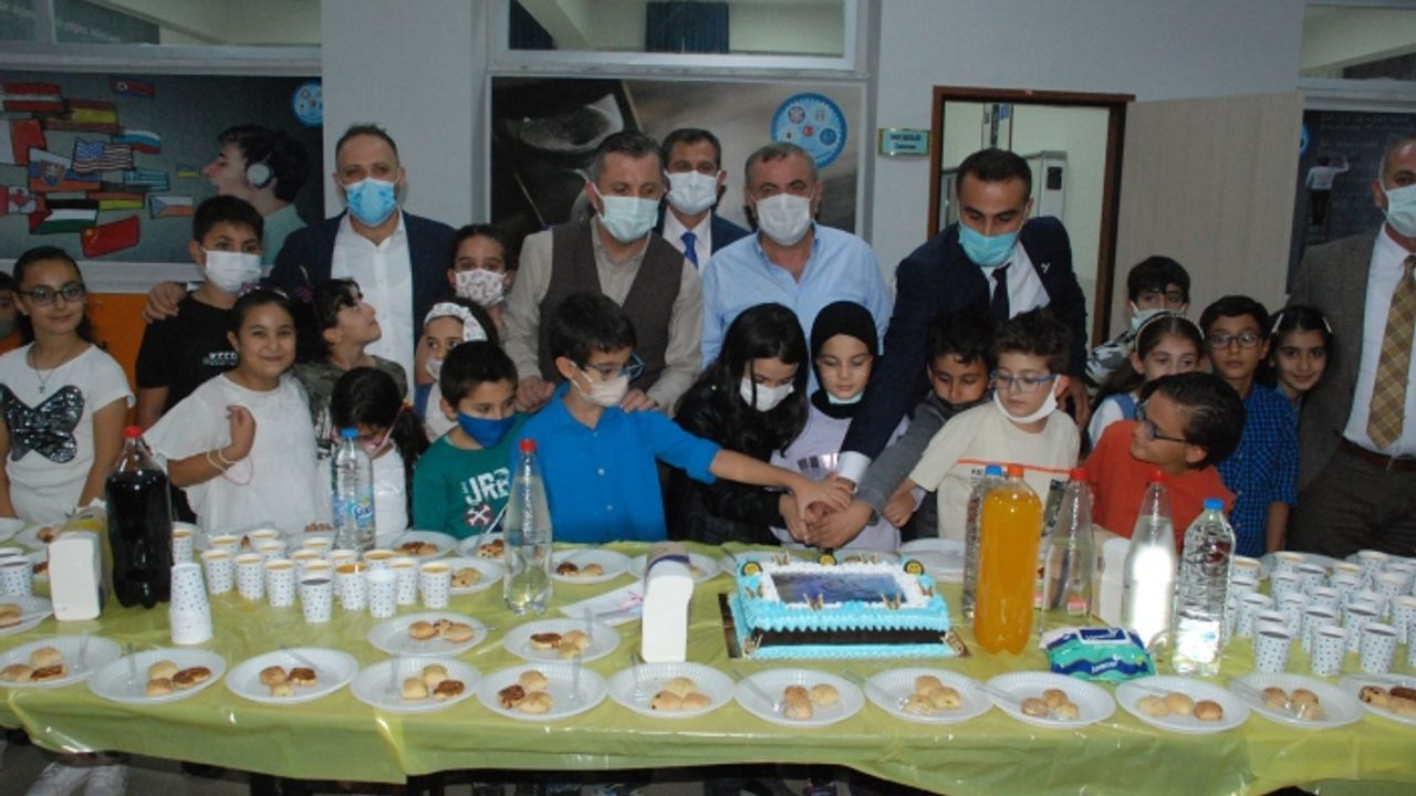 Kaymakam Solmaz, Bilim ve Sanat Merkezi'ni ziyaret etti