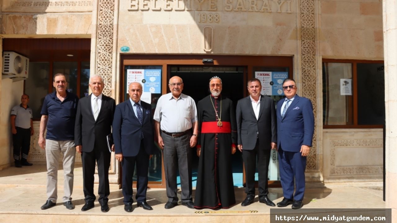 Süryani Toplumu Temsilcileri, Başkan Şahin’i ziyaret etti