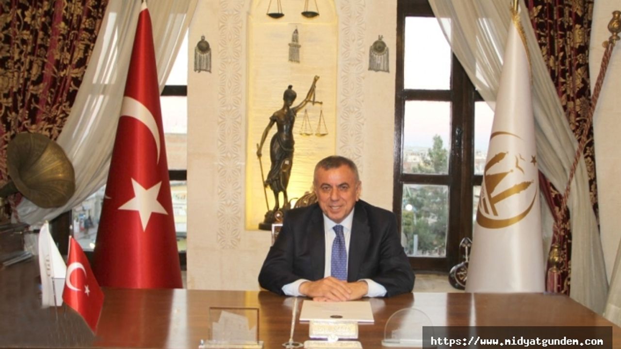 Midyat Belediye Başkanı Veysi Şahin'den Öğretmenler Günü mesajı