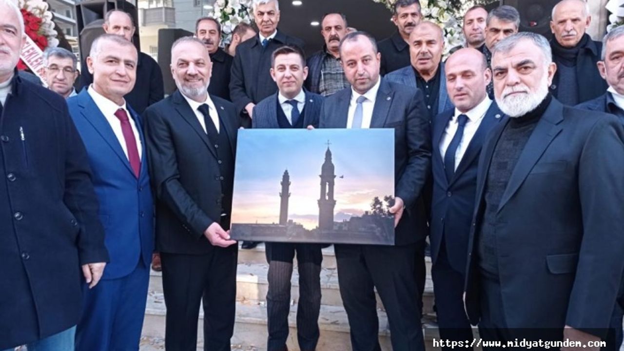Batman’da, MİDDER Hizmet Binası dualarla açıldı