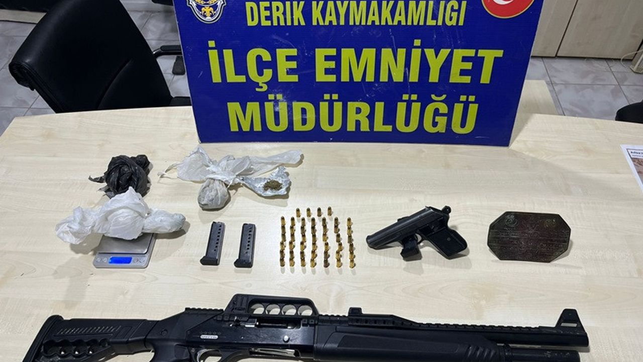 Derik'te Zehir Operasyonu: Kenevir ve Silahlar Ele Geçirildi