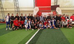 Kurumlar Arası Halı Saha Futbol Turnuvası Şampiyonu Midyat Belediyesi Gençlik Takımı Oldu