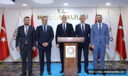Prof. Dr. Vedat Işıkhan,  Mardin Valiliği’ni Ziyaret Etti 