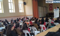 Midyat'ta Öğrenciler SGK Hakkında Bilgilendirildi