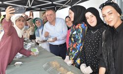 Belediye Başkanı Şahin’den  vatandaşlara aşure ikramı