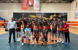 Midyat Belediyespor, Diyarbakır Kayapınar Halk Eğitim Voleybol takımını 3 - 0 yendi