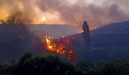 Diyarbakır itfaiyesinden ilçelerde yangın mesaisi