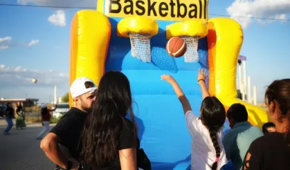 Diyarbakır Baykara'da Çocuk Şenliği