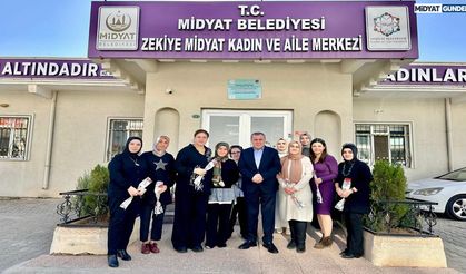 Midyat Belediye Başkanı Veysi Şahin’den Öğretmenler Günü Sürprizi