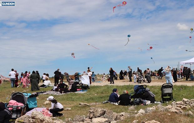 Midyat Semaları Uçurtmalarla Renklendi!