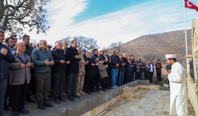 Savur’da, PKK tarafından katledilen 21 kişi törenle anıldı