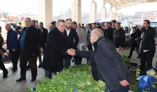 Midyat Belediye Başkanı Şahin, pazar esnafını ziyaret etti