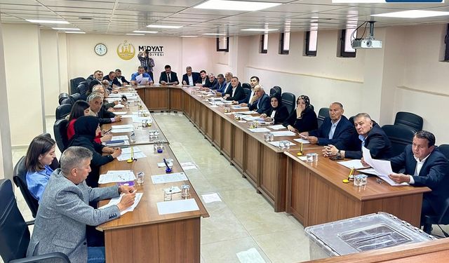 Midyat Belediyesi Meclisi'nin ilk toplantısı yapıldı