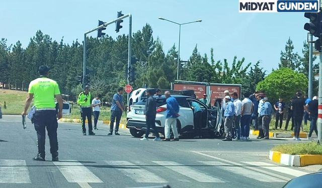 Midyat’ta trafik kazası: 3 yaralı