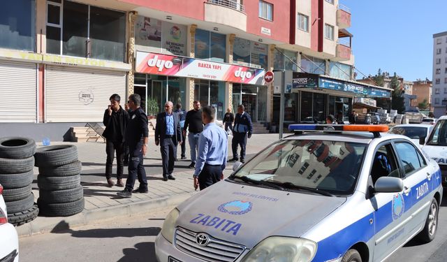 Midyat'ta Zabıta ekiplerinden kaldırım işgaline yönelik denetim