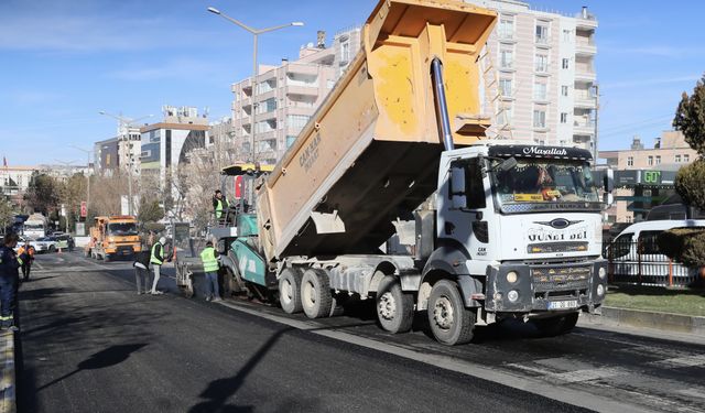 Artuklu’da asfalt çalışması yapıldı