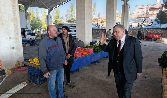 Başkan Şahin’den, semt pazarı ziyareti