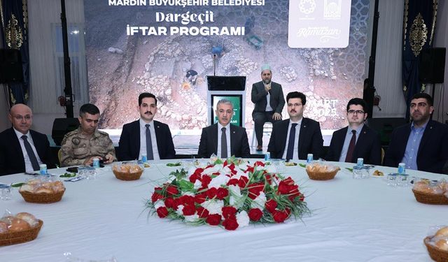 Mardin Valiliği ve Büyükşehir Belediyesi Dargeçit’te İftar Programı Düzenledi