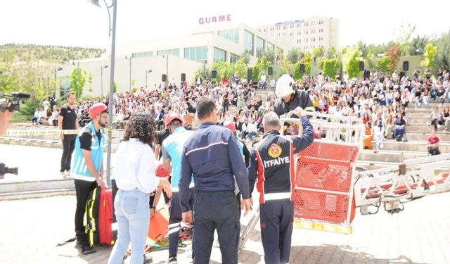 MAÜ Öğrencilerinden Gerçeği Aratmayan Tatbikat