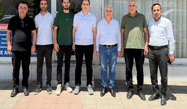 Özdemir, Gazeteciler Derneği’ne Veda Etti