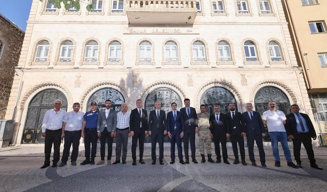 Mardin Valisi Akkoyun’dan Savur Belediyesine Ziyaret