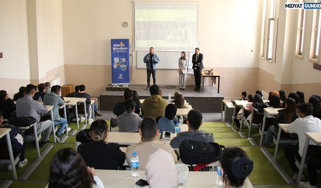 Dicle Elektrik’ten Üniversite Öğrencilerine Kariyer Desteği