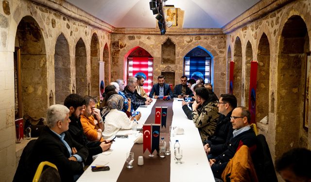 Mardin Spor Kulübü Başkanı Aşar Gazetecilerle Bir Araya Geldi