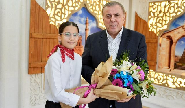 Minik Başkan Koltuğa Oturdu: 23 Nisan’da Anlamlı Devir  Teslim