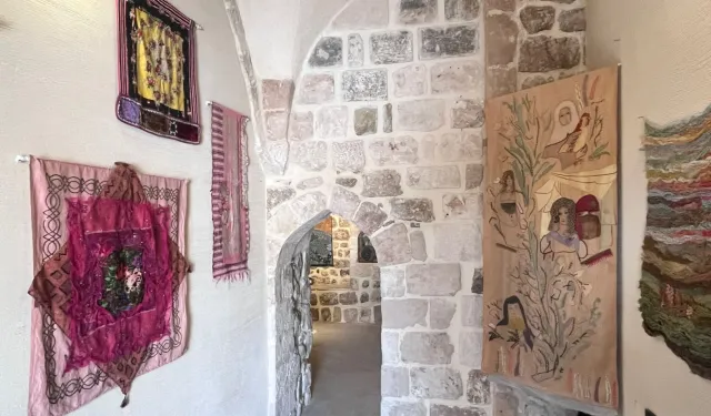 'Eşik' sergisi Mardin'de kapılarını açtı