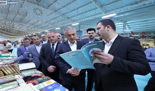 Mardin'de düzenlenen 3. Kitap Fuarı, kapılarını kitapseverlere açtı.