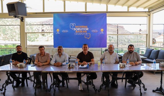 Savur’da Halk Buluşması Vatandaş Sordu, Belediye Sorunlara Yerinde Çözüm Aradı