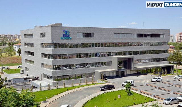 Dicle Elektrik’ten Başarılı Öğrencilere Burs Desteği