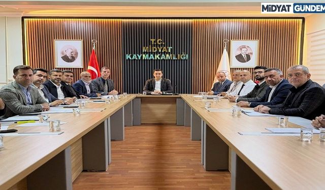 Midyat’ta Sosyal Yardımlaşma ve Dayanışma Vakfı Toplantısı Yapıldı