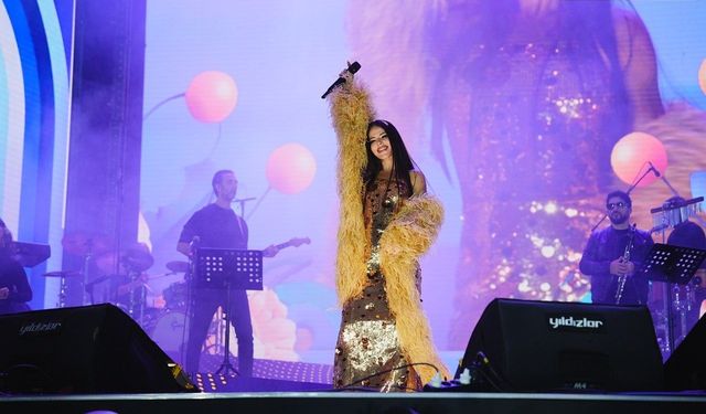 Simge’den Mardin’e “Mardin Kapı” Jesti