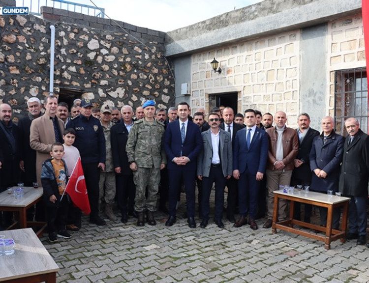 Midyat'ta,  Efeler Mezrası Şehitleri Dualarla Anıldı