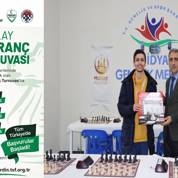 Mardin’de Yeşilay Haftası Satranç Turnuvaları Düzenlendi