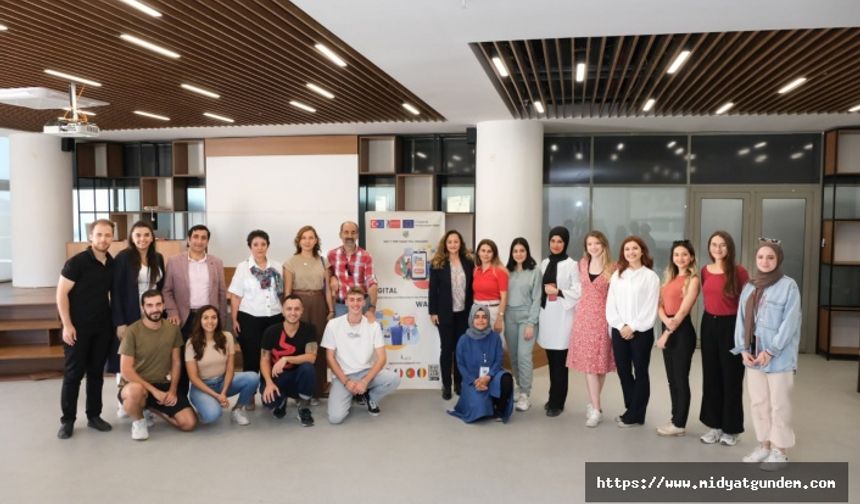 Mardin Artuklu Üniversitesi Dijital Atıklara Dikkat Çekiyor