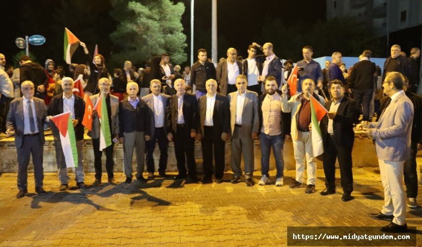 Midyat’ta Gazze'ye destek gösterisi düzenledi