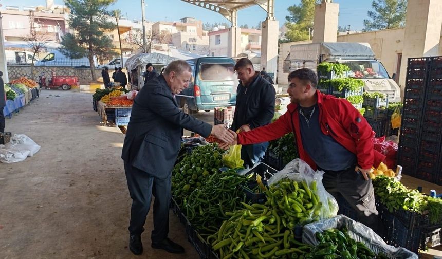 Başkan Şahin’den, semt pazarı ziyareti