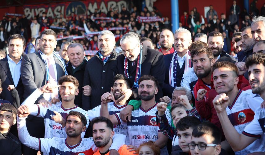 Mardin 1969 Spor, İzmir karşısında  4-1 galip geldi