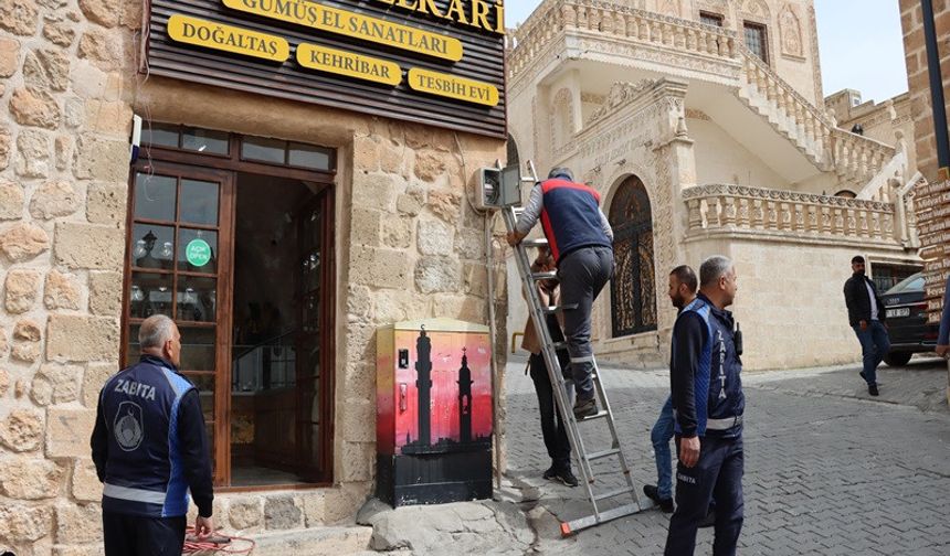 Midyat’ta Tarihi Dokuya Uygun Olmayan Uygulamalar Kaldırılıyor