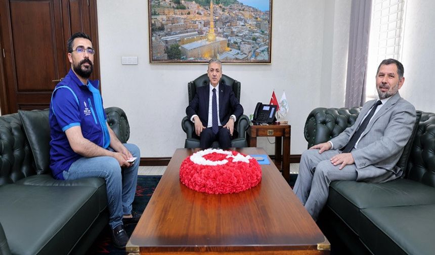 Mardin Valisi Kurban Vekâletini, Gazze’ye ulaştırılmak üzere TDV ‘ye verdi
