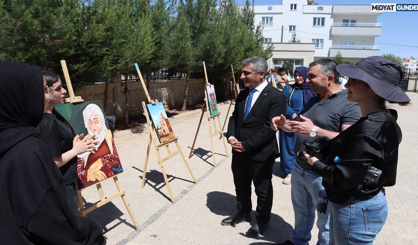 Şehit Mehmet Sait Barış Anadolu Lisesi'nden Sanat Sergisi