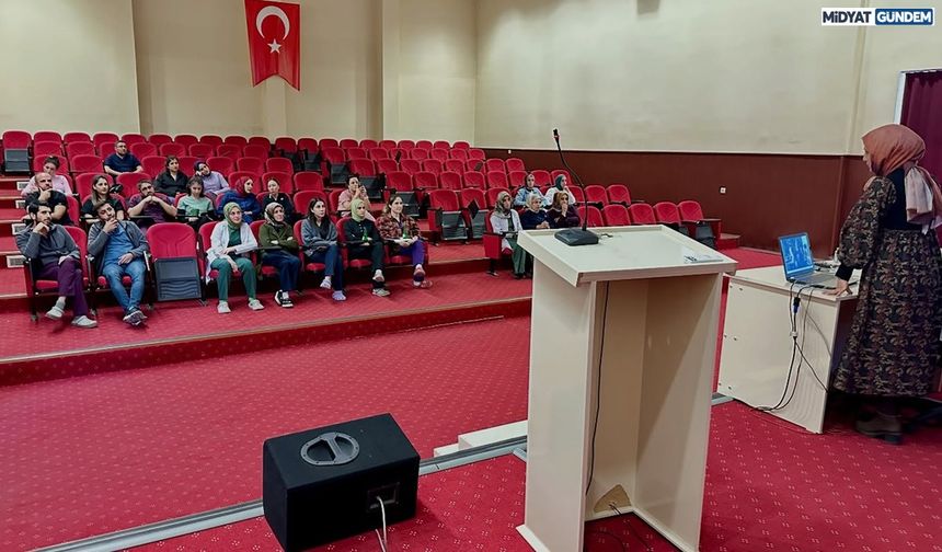 Midyat Devlet Hastanesi’nde “İyi Kan Kültürü Uygulamaları” Eğitimi