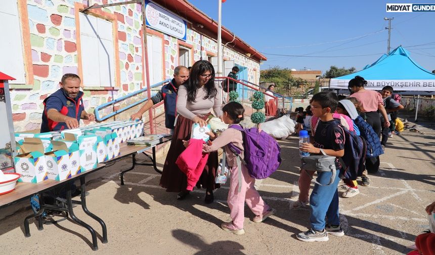 Kırsal Mahallelerde Çocuklara Masal Dolu Etkinlikler