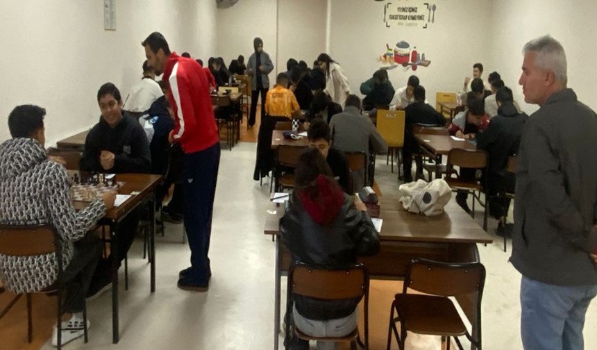 Midyat ŞMSB Anadolu Lisesi’nde Satranç Turnuvası