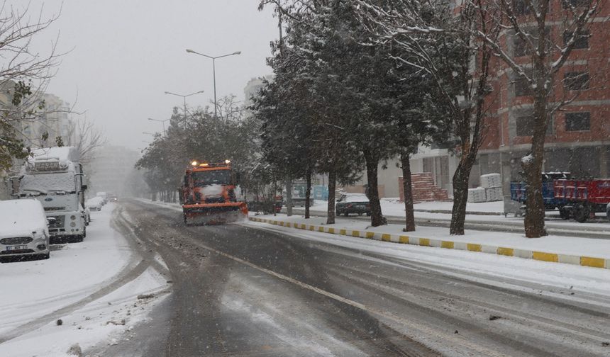Mardin’de Kar Esareti: Okullar Tatil Edildi, İdari İzin Kararı Alındı