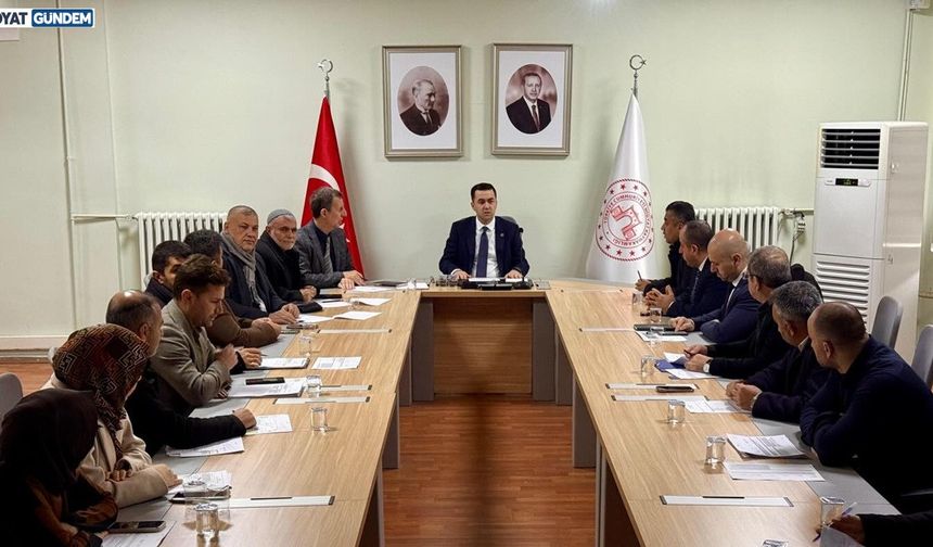 Midyat’ta Mütevelli Heyeti Kaymakam Kaya Başkanlığında Toplandı