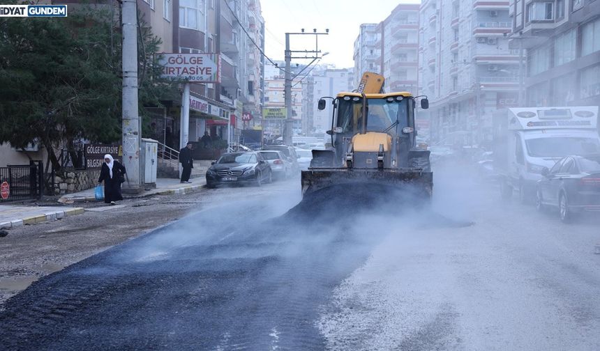 Mardin Büyükşehir Belediyesi’nden Asfalt Seferberliği